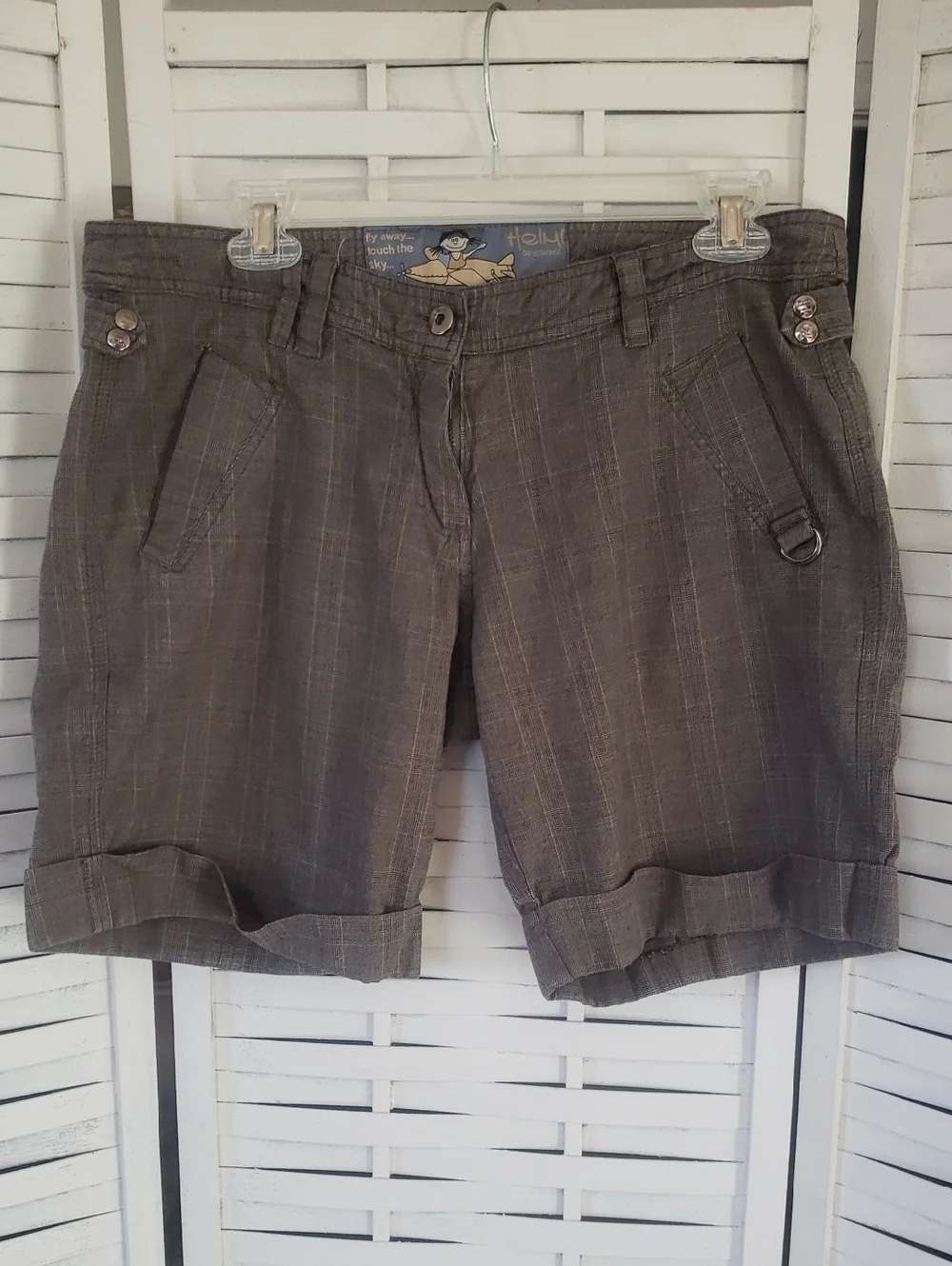 Helmi Women’s Gray Plaid  Casual Rolled-Hem Shorts Size XL